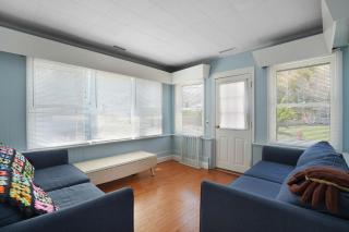 Timeout - Lovingly renovated cottage close to Downtown! - Chincoteague - 2