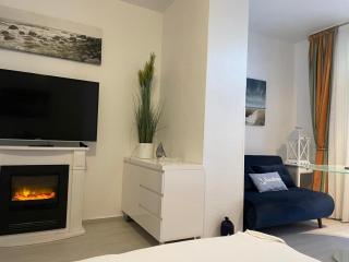 Ferienwohnung Sellin Strandnah - erste Meereslinie - Balkon - gratis Stellplatz - Sauna - 2