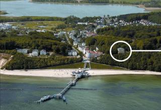 Ferienwohnung Sellin Strandnah - erste Meereslinie - Balkon - gratis Stellplatz - Sauna - 1