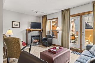 Peaks and Patio 3 Bdrm managed by Little Sister Getaways - Canmore - 9