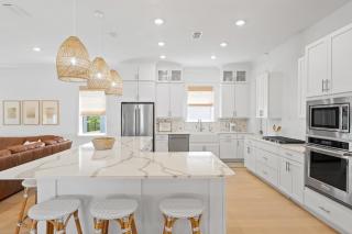 Family-Friendly Coastal Escape Grill Decks More - Santa Rosa Beach - 7
