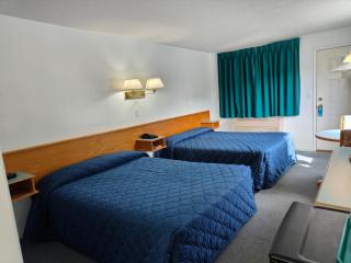 Ponderosa Motor Inn - 4
