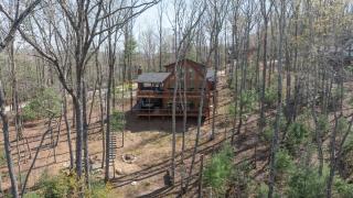 Bear Paw Lodge - 8