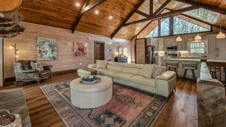 Cardinal Lodge - 0