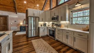 Cardinal Lodge - 2
