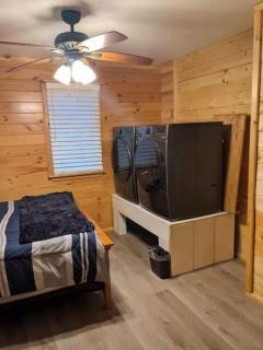Tug Hill Fisherman's Paradise Rural and Quiet - Downstairs - - 3