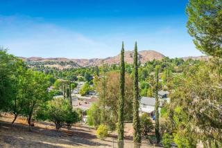 The Pentland Retreat - Los Angeles - 3