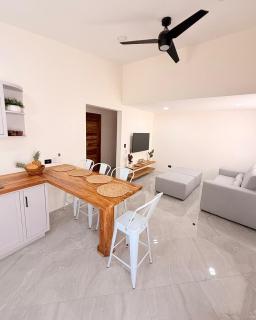 Brianne's Place - Playa hermosa - 0