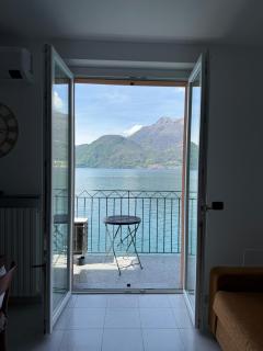 La finestra sul lago - Bellano - 0