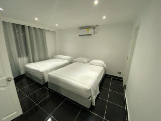 Apartamento en Bocagrande muy cerca al mar! Apto 401 - 9