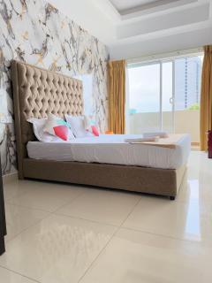 Ocean Breeze Negombo- TidesEnd Luxury Beach Apartments - Negombo - 8
