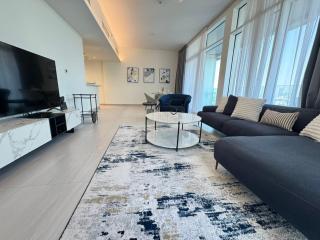 ASHRI Luxe Spacious Apt near Metro, Dubai Frame - 9