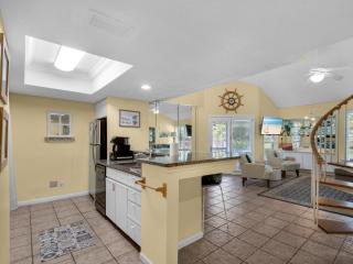 Hidden Dunes Cottage 213 by Newman-Dailey - Destin - 1