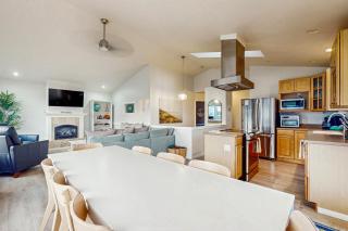 Cottage on the Crest - Westport - 4
