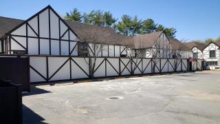 East Norwich Inn - 4