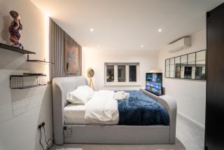 Luxury 3 bed Retreat with Hot tub - Northwood - 1