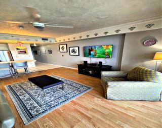 Vacation in Comfort and luxury - 1 BR Direct Oceanfront Wyndham Ocean Walk 1505 - Daytona Beach - 0