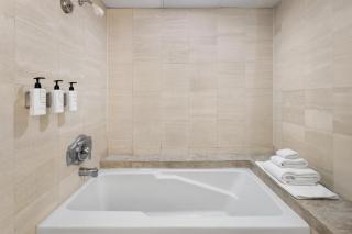 Coconut Malorie Resort Hotel, Ascend Hotel Collection - Ocean City - 5