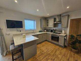 5A Sandscroft - Broadway - 1