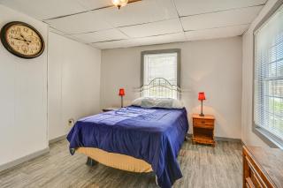Pet-Friendly Home with Grill and Porch in Martinsville - Martinsville - 1