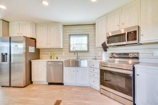 8 Mi to Main Street Home with Yard in Bedford! - Bedford - 5