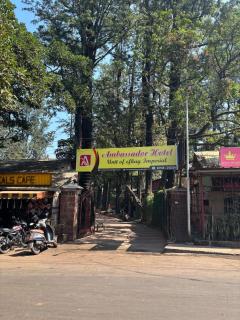 H O T E L Ammbasador - Panchgani - 0