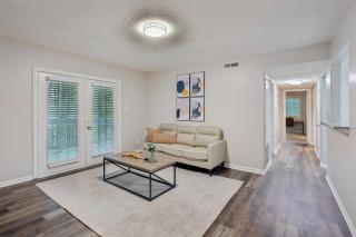 Crest at East Cobb 1830G I Spacious 2Bd 2Bt - 9