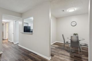 Crest At East Cobb 1830g I Spacious 2bd 2bt - Marietta - 1
