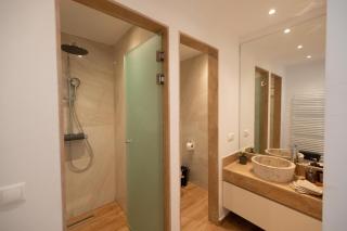 Green Hill Suites 4 - 6