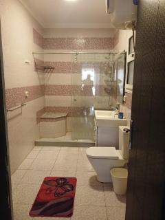 Luxurious Spacious by Mall of Arabia - Sheikh Zayed - 2