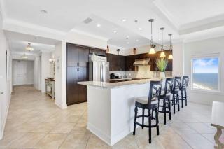 Escapes to the Shores Amenities galore Sleeps 10 - Orange Beach - 3