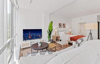 Stylish Downtown LA Getaway - Prime Location on Wilshire Blvd! - Los Angeles - 9