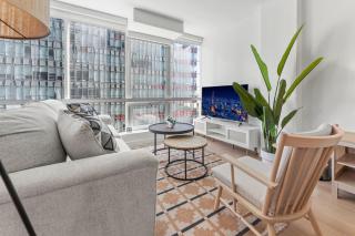 Stylish Downtown LA Getaway - Prime Location on Wilshire Blvd! - Los Angeles - 0