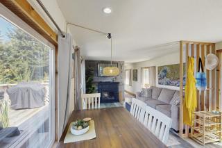 Hummingbird Hideout - Port Orford - 2