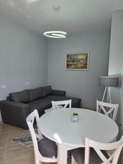 Prima Guesthouse 2 - Balcony with Lake view - Pogradec - 1
