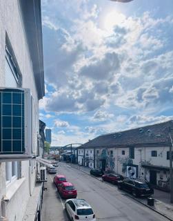 Cozy Little Place - Parking Available - 7