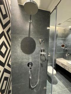 Tranquil Luxe Stays - Ghaziabad - 6