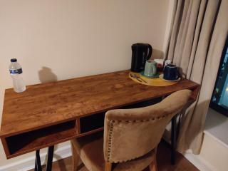 Swallows Nest - spacious bright double bedroom with ensuite bathroom - Dublin - 7