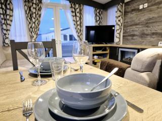 Luxury 3 Bedroom Holiday Home - Margate - 3