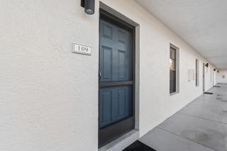 PSR #109 End Unit -First Floor and Close to The Lobby - Naples - 3