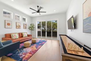 Lakeshore Lodges - Private pool & Close to lake - Canyon Lake - 1