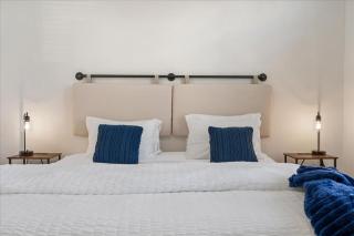 Texas Themed 2BR 2B Apt w Pool Parking and WIFI - Austin - 8