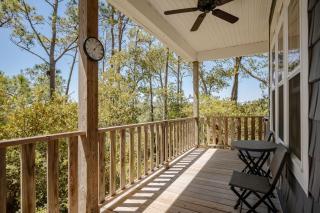 Tranquil Harbor by Oak Island Accommodations - Oak Island - 1