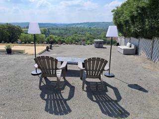 LE LODGE -Serene Self Catering - - 7