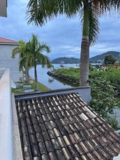 Um apartamento com vista para oarma - Angra dos Reis - 4