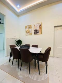 Diyyans Homestay Ipoh - Ipoh - 1