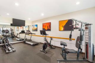 Best Western Plus Villa Del Lago Inn Patterson - Patterson - 2