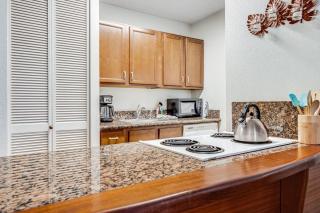 Turtle Paradise - King bed, AC, Across from Beach - Kihei - 4