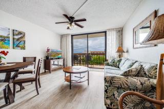 Turtle Paradise - King bed, AC, Across from Beach - Kihei - 3