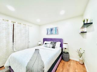 Urban Oasis I Stylish Getaway to NYC with Parking - Jersey City - 4